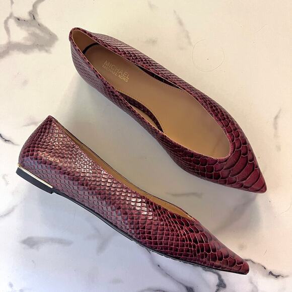 Michael Kors Lizzy Leather Burgundy Snake Embossed Flats Size 6.5 - Picture 1 of 9